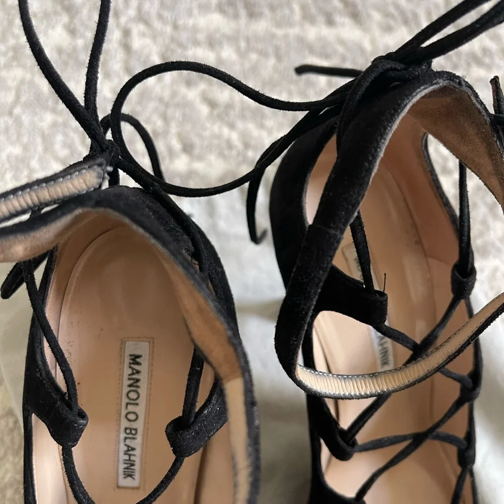 Manolo Blahnik heels - Picture 3 of 5
